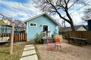 66 1/2 Navasota St, Austin, TX 78702 - Photo 12