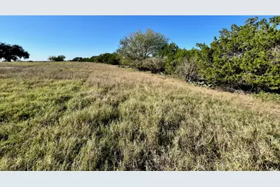 3401 Eisenhower Avenue, Lago Vista, TX 78645 - Photo 10