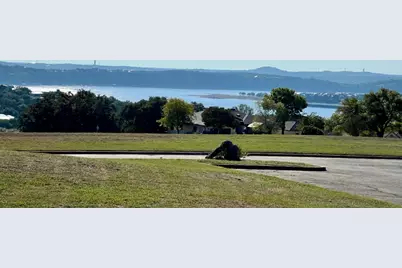 3401 Eisenhower Avenue, Lago Vista, TX 78645 - Photo 2