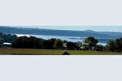 3401 Eisenhower Avenue, Lago Vista, TX 78645 - Photo 14