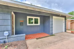 1309 Ridgemont Dr, Austin, TX 78723 - Photo 4