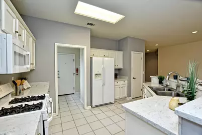 292 Whispering Wind Drive, Georgetown, TX 78633 - Photo 8