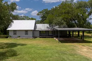 510 Country Ln, Hays, TX 78610 - Photo 1