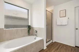 505 Golden Plains Pkwy, Hutto, TX 78634 - Photo 16