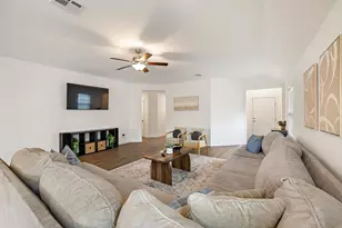 505 Golden Plains Pkwy, Hutto, TX 78634 - Photo 6