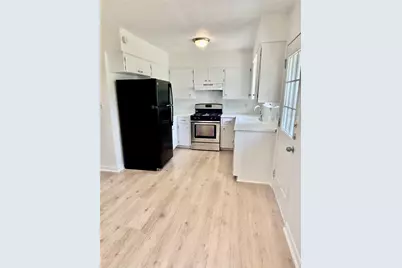 1708 Pennsylvania Avenue, Austin, TX 78702 - Photo 4