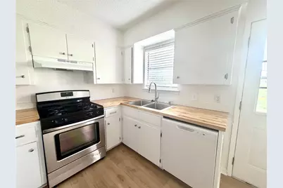 1708 Pennsylvania Avenue, Austin, TX 78702 - Photo 6