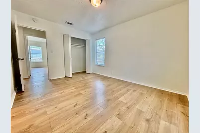 1708 Pennsylvania Avenue, Austin, TX 78702 - Photo 8