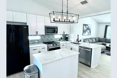 208 Gila Cliff Drive, Pflugerville, TX 78660 - Photo 4