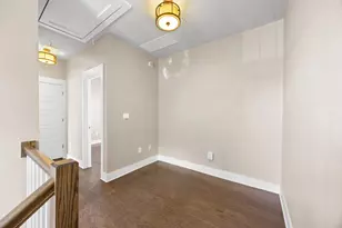 7505 Sugar Magnolia St, Austin, TX 78757 - Photo 14