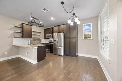 7505 Sugar Magnolia Street, Austin, TX 78757 - Photo 8