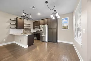 7505 Sugar Magnolia St, Austin, TX 78757 - Photo 8