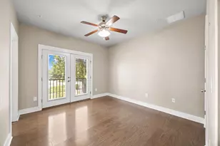 7505 Sugar Magnolia St, Austin, TX 78757 - Photo 18