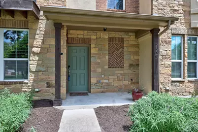 7505 Sugar Magnolia Street, Austin, TX 78757 - Photo 2