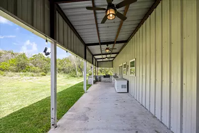 575 County Road 342, Hondo, TX 78801 - Photo 20