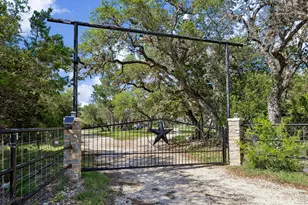 575 Co Rd 342, Hondo, TX 78801 - Photo 4
