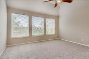 12605 Uvalde Creek Dr, Austin, TX 78732 - Photo 12