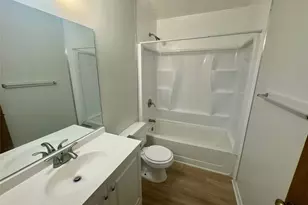 112 B Mockingbird Ln, Lockhart, TX 78644 - Photo 20