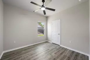 13513 Kearns Dr, Pflugerville, TX 78660 - Photo 18