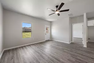 13513 Kearns Dr, Pflugerville, TX 78660 - Photo 8