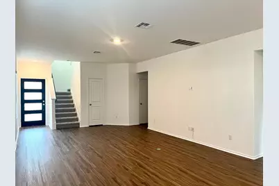 100 Milliner Loop, Hutto, TX 78634 - Photo 2