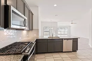 109 Finstown St, Hutto, TX 78634 - Photo 22