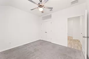 109 Finstown St, Hutto, TX 78634 - Photo 14