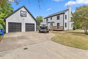 1013 E 38th 1/2 St, Austin, TX 78751 - Photo 36