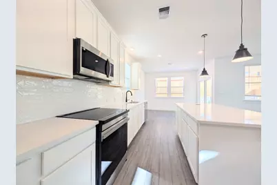 113 Sycamore Pines, Kyle, TX 78640 - Photo 8