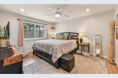 2410 Audubon Place, Austin, TX 78741 - Photo 12