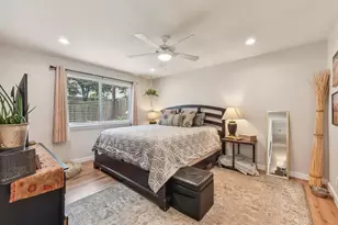 2410 Audubon Pl, Austin, TX 78741 - Photo 12