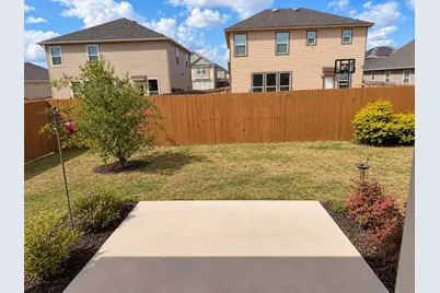 412 Sunrise Park, Seguin, TX 78155 - Photo 14