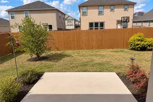 412 Sunrise Pk, Seguin, TX 78155 - Photo 14
