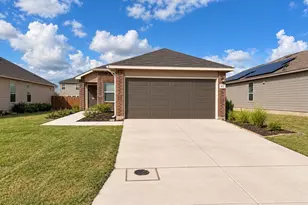 412 Sunrise Pk, Seguin, TX 78155 - Photo 1