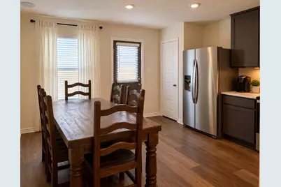 412 Sunrise Park, Seguin, TX 78155 - Photo 4