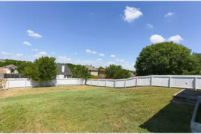215 Estate Drive, Hutto, TX 78634 - Photo 22