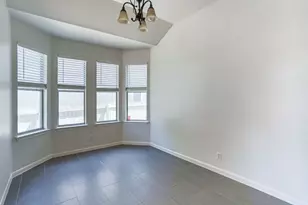 215 Estate Dr, Hutto, TX 78634 - Photo 4