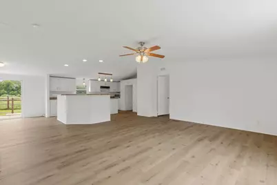 3063 County Road 484, Elgin, TX 78621 - Photo 4
