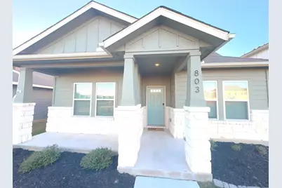 803 East Street, Hutto, TX 78634 - Photo 2