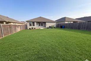 821 Gerardia Ct, Seguin, TX 78155 - Photo 18