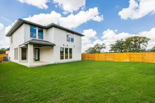107 Flowing Gratitude Ln, Georgetown, TX 78633 - Photo 12