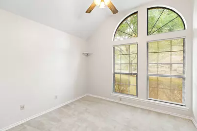 1502 Oak Knoll Lane, Lockhart, TX 78644 - Photo 14