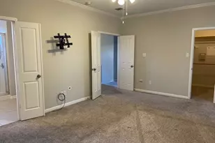 8518 Cahill Dr, Austin, TX 78729 - Photo 16
