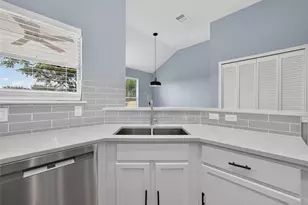 14303 Cummins Way, Manor, TX 78653 - Photo 10