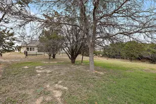 280 Wellborn Rd, Liberty Hill, TX 78642 - Photo 38