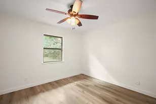 413 Sun Bonnet Dr, Buda, TX 78610 - Photo 12