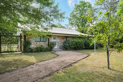 413 Sun Bonnet Drive, Buda, TX 78610 - Photo 4