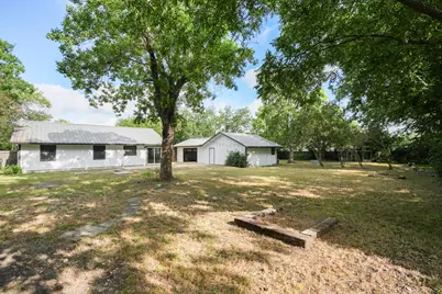 413 Sun Bonnet Drive, Buda, TX 78610 - Photo 2