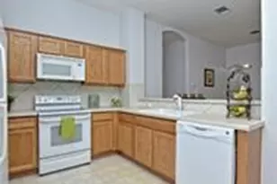 3009 Hanstrom Ct, Hutto, TX 78634 - Photo 8