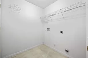 3009 Hanstrom Ct, Hutto, TX 78634 - Photo 24